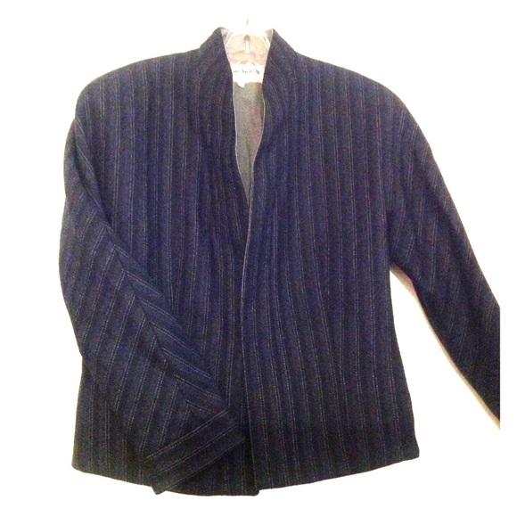 🎈Giorgio Armani blazer - Picture 1 of 8